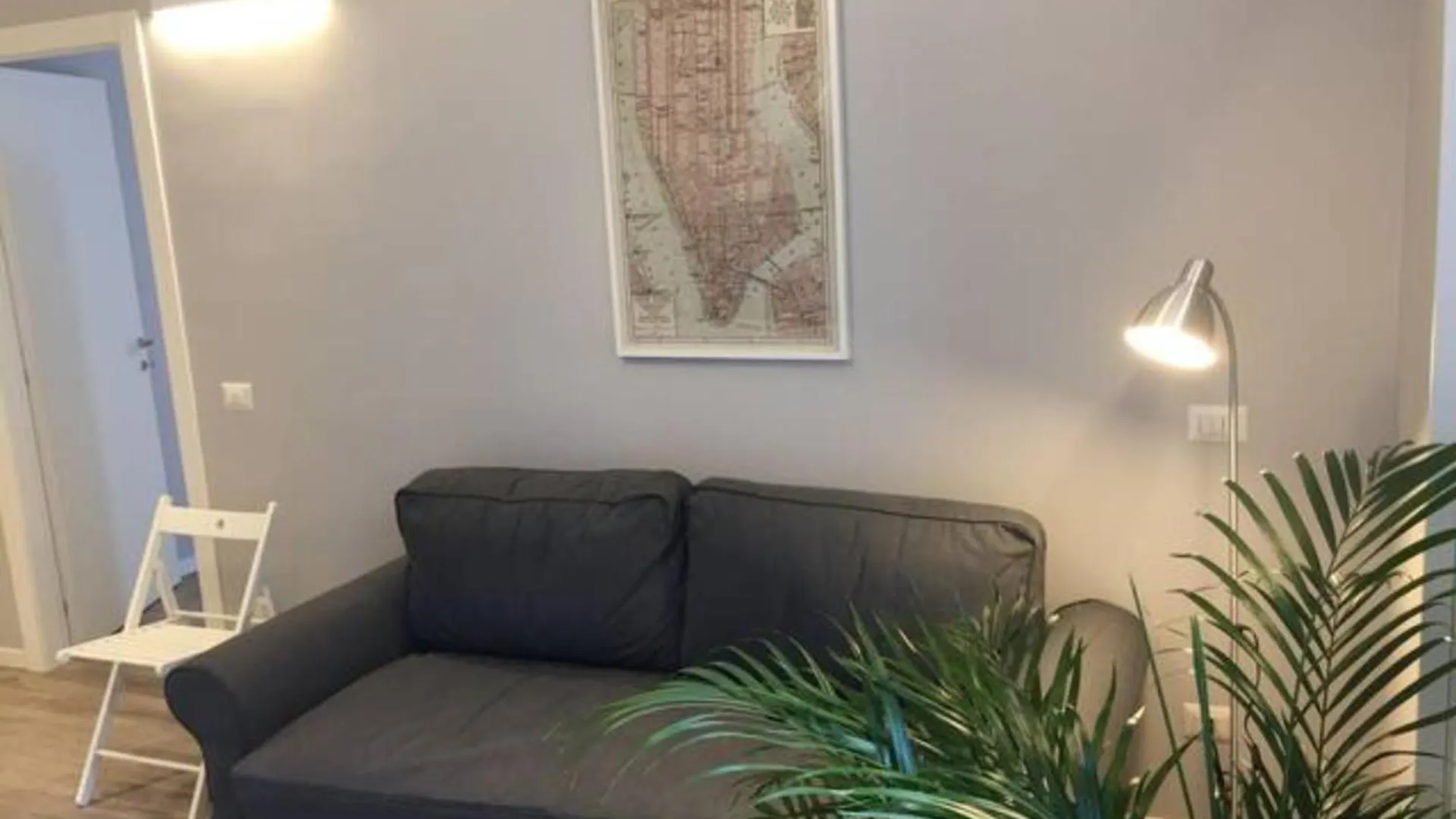 Suite MM3/Repubblica a 5 minuti dal Duomo  Milano 0*,  Italia