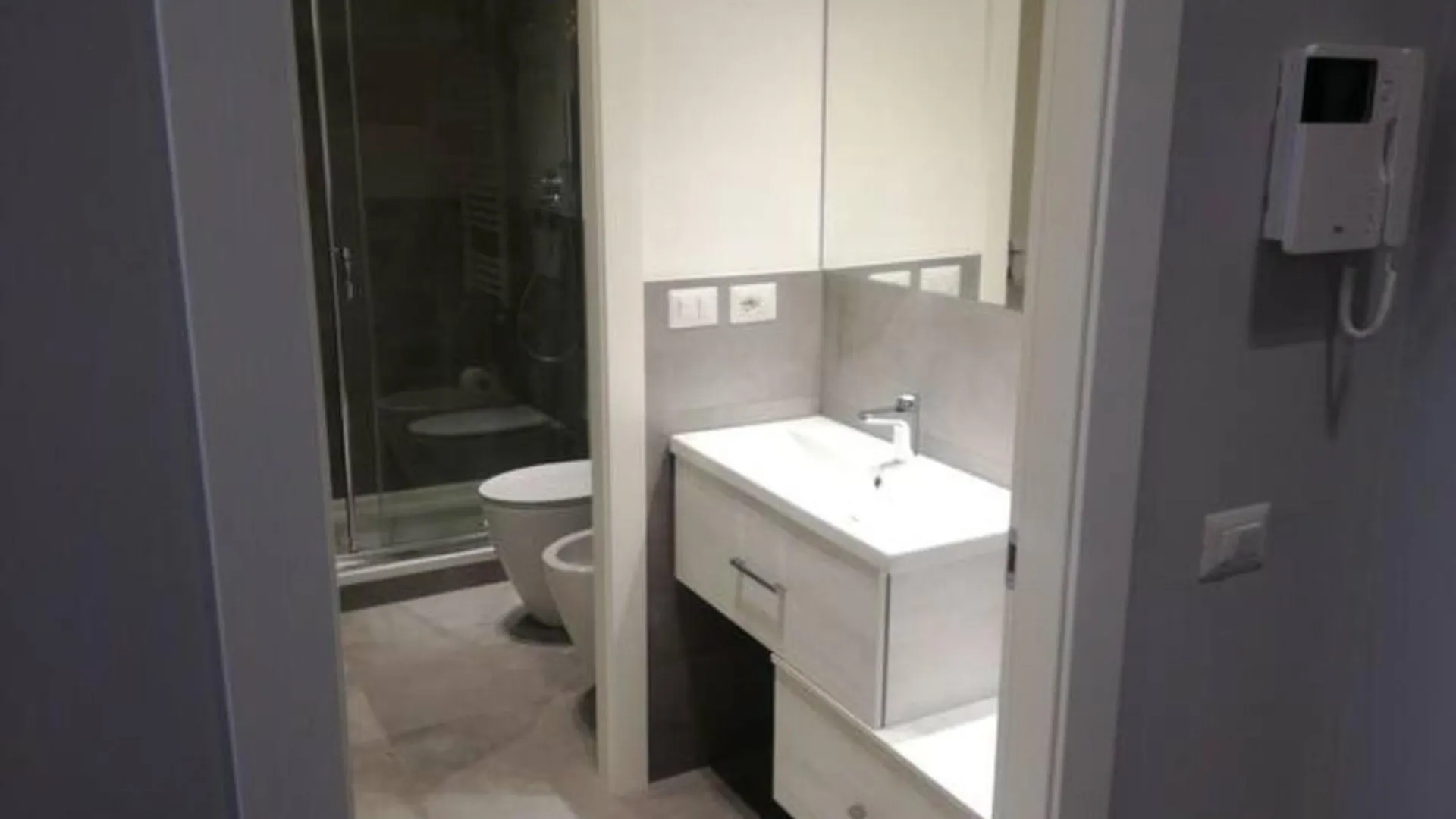 Suite MM3/Repubblica a 5 minuti dal Duomo  Milano Appartamento